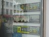 Drei Fotoreihen in einem Schaufenster zum Thema Alexanderplatz.