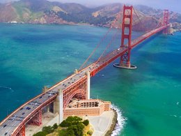 Die Golden Gate Brücke aus der Vogelperspektive.