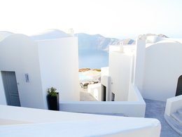Typisch weiße Häuser von griechischen Inseln.