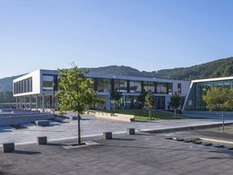 Der neue Bürkert Campus in Criesbach/Ingelfingen der Bürkert-Gruppe beim Karrieretag 2017 für Familienunternehmen.