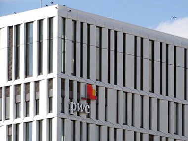 Firmengebäude der Wirtschaftsprüfungsgesellschaft PricewaterhouseCoopers (PwC) in Berlin.