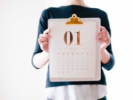 Zeit-Kalender-Board Hintergrund Januar Jahresanfang Neujahr Silvester